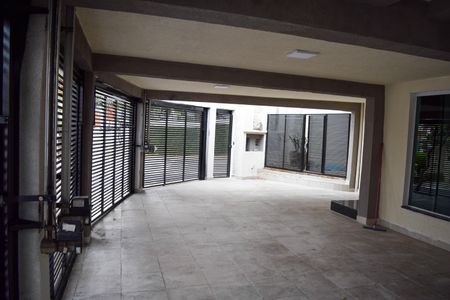 Casa para alugar com 350m², 3 quartos e 4 vagas Casa para alugar com 350m², 3 quartos e 4 vagasÁrea comum