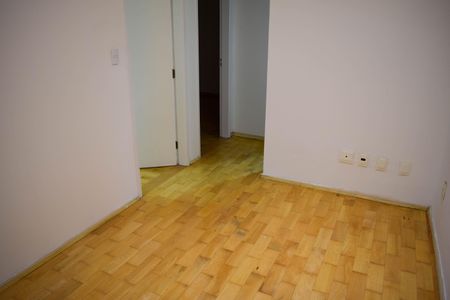 Casa para alugar com 350m², 3 quartos e 4 vagas Casa para alugar com 350m², 3 quartos e 4 vagasQuarto