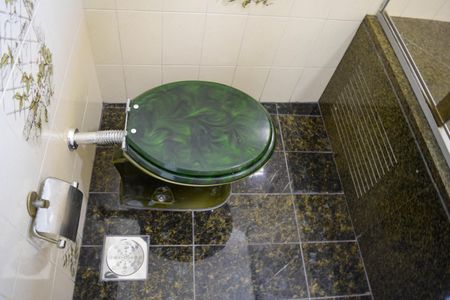 Casa para alugar com 350m², 3 quartos e 4 vagas Casa para alugar com 350m², 3 quartos e 4 vagasBanheiro da Suíte