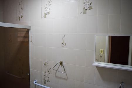 Casa para alugar com 350m², 3 quartos e 4 vagas Casa para alugar com 350m², 3 quartos e 4 vagasBanheiro Social