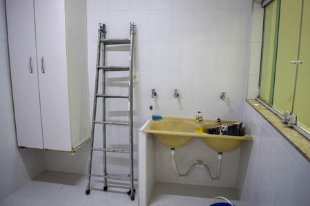 Casa para alugar com 350m², 3 quartos e 4 vagas Casa para alugar com 350m², 3 quartos e 4 vagasQuarto de Serviço