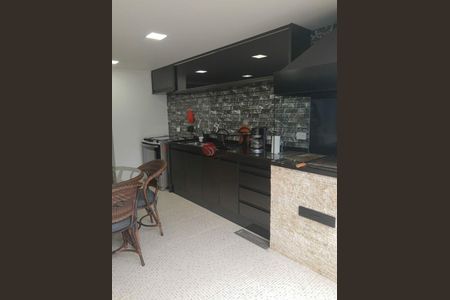 Casa à venda com 175m², 3 quartos e 4 vagas