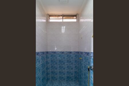 Casa à venda com 248m², 4 quartos e 4 vagasBanheiro 2