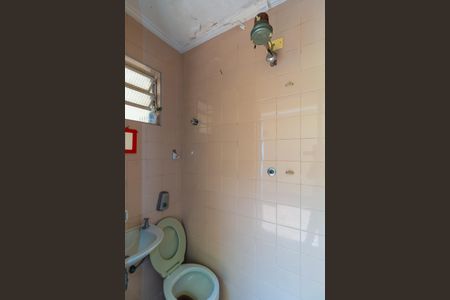 Casa à venda com 248m², 4 quartos e 4 vagasBanheiro 3