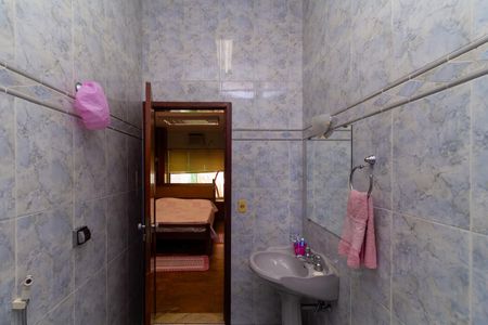 Casa à venda com 248m², 4 quartos e 4 vagasBanheiro da Suíte