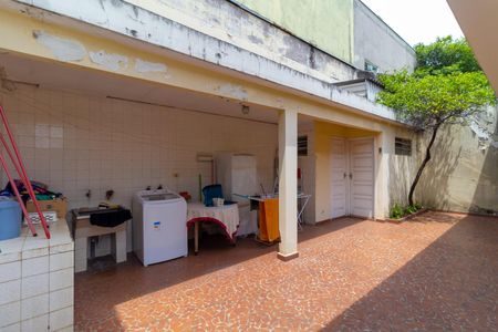 Casa à venda com 248m², 4 quartos e 4 vagasÁrea de Serviço
