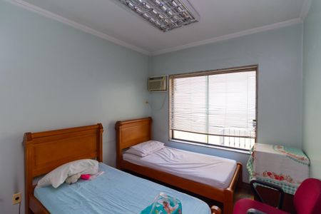 Casa à venda com 248m², 4 quartos e 4 vagasQuarto 1