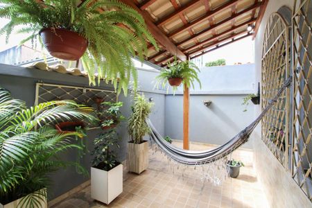 Casa à venda com 144m², 2 quartos e 1 vagaVaranda