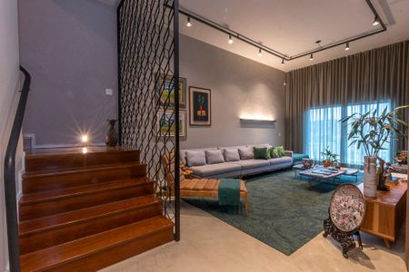 Casa à venda com 538m², 5 quartos e 4 vagas Casa à venda com 538m², 5 quartos e 4 vagasSala