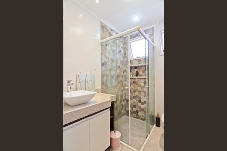 Casa à venda com 250m², 4 quartos e 5 vagas Casa à venda com 250m², 4 quartos e 5 vagasBanheiro