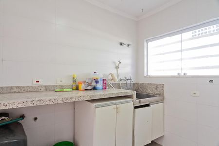 Casa à venda com 250m², 4 quartos e 5 vagas Casa à venda com 250m², 4 quartos e 5 vagasÁrea de Serviço