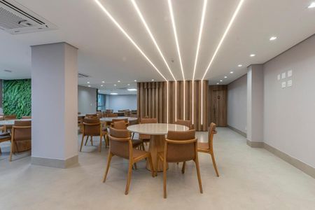 Apartamento à venda com 173m², 3 quartos e 4 vagasÁrea comum - Salão de festas