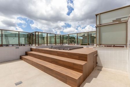 Apartamento à venda com 173m², 3 quartos e 4 vagasTerraço