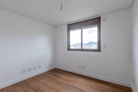 Apartamento à venda com 173m², 3 quartos e 4 vagasQuarto 1
