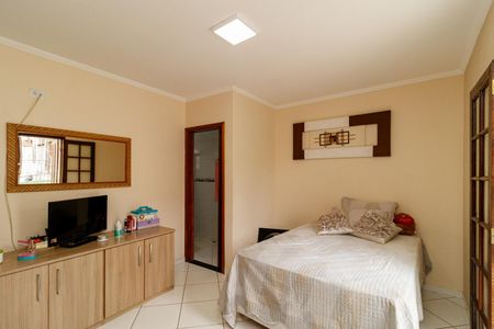 Casa à venda com 260m², 4 quartos e 2 vagas Casa à venda com 260m², 4 quartos e 2 vagasSuíte 2