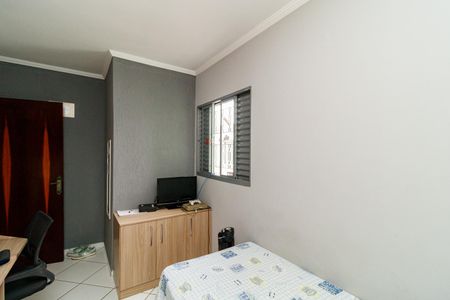 Casa à venda com 260m², 4 quartos e 2 vagas Casa à venda com 260m², 4 quartos e 2 vagasQuarto 2