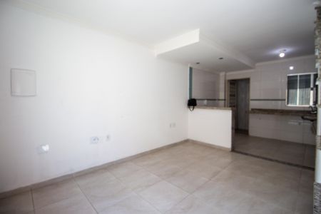 Casa de condomínio para alugar com 72m², 2 quartos e 1 vagaSala