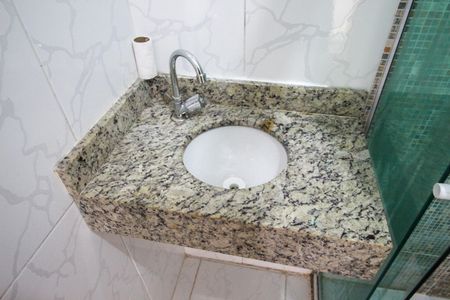 Casa de condomínio para alugar com 72m², 2 quartos e 1 vagaBanheiro Social 1