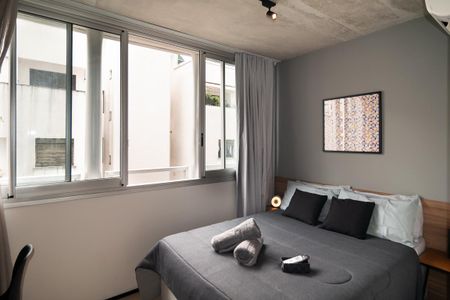 Studio para alugar com 20m², 0 quarto e sem vaga Studio para alugar com 20m², 0 quarto e sem vagaStudio