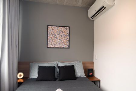 Studio para alugar com 20m², 0 quarto e sem vaga Studio para alugar com 20m², 0 quarto e sem vagaStudio