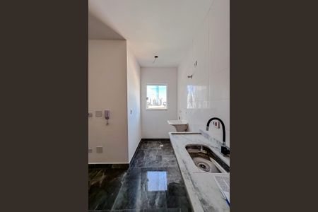 Apartamento à venda com 32m², 2 quartos e sem vagaCozinha e Área de Serviço