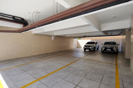 Apartamento para alugar com 46m², 2 quartos e 1 vaga Apartamento para alugar com 46m², 2 quartos e 1 vagaGaragem