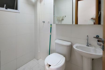 Apartamento para alugar com 46m², 2 quartos e 1 vaga Apartamento para alugar com 46m², 2 quartos e 1 vagaBanheiro