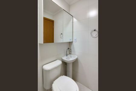 Apartamento para alugar com 46m², 2 quartos e 1 vaga Apartamento para alugar com 46m², 2 quartos e 1 vagaBanheiro