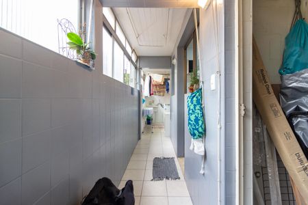 Apartamento à venda com 110m², 3 quartos e 1 vagaÁrea de Serviço