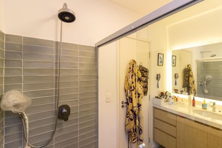 Apartamento à venda com 110m², 3 quartos e 1 vagaBanheiro da Suíte