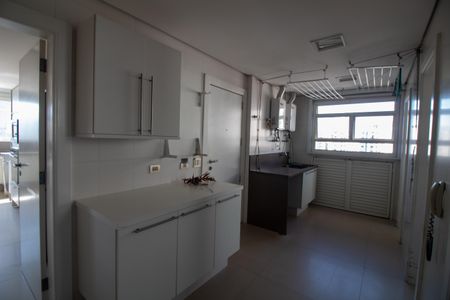Apartamento à venda com 299m², 5 quartos e 5 vagasÁrea de Serviço