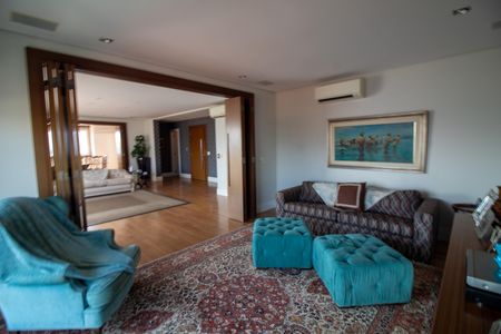 Apartamento à venda com 299m², 5 quartos e 5 vagasSala de TV