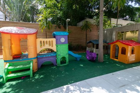 Apartamento à venda com 61m², 2 quartos e 2 vagasÁrea comum - Playground