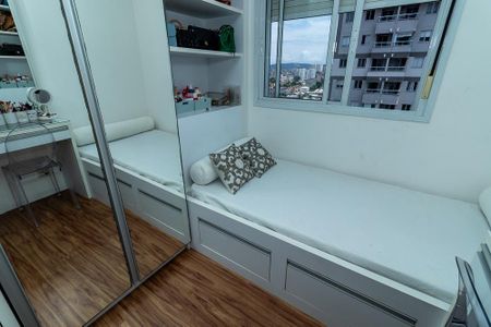 Apartamento à venda com 61m², 2 quartos e 2 vagasQuarto