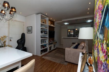 Apartamento à venda com 61m², 2 quartos e 2 vagasSala