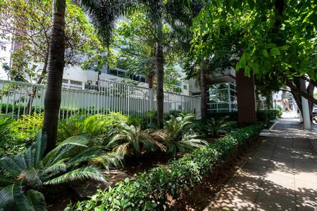 Apartamento à venda com 61m², 2 quartos e 2 vagasVista da Rua