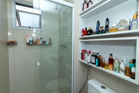 Apartamento à venda com 61m², 2 quartos e 2 vagasBanheiro da Suíte