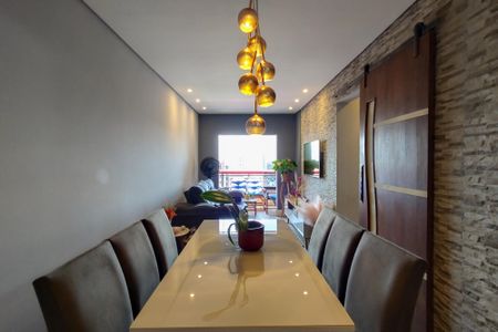 Apartamento para alugar com 67m², 2 quartos e 1 vagaSala