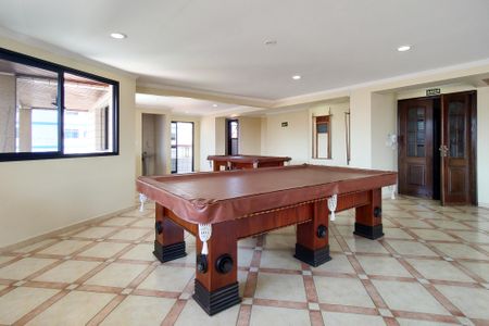 Apartamento para alugar com 67m², 2 quartos e 1 vagaÁrea comum