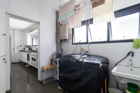 Apartamento à venda com 215m², 3 quartos e 4 vagasÁrea de Serviço