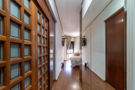 Sala de TV de apartamento à venda com 3 quartos, 215m² em Perdizes, São Paulo