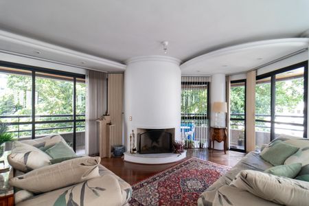 Apartamento à venda com 215m², 3 quartos e 4 vagasSala