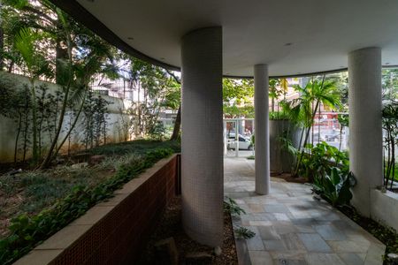 Apartamento à venda com 215m², 3 quartos e 4 vagasHall de entrada