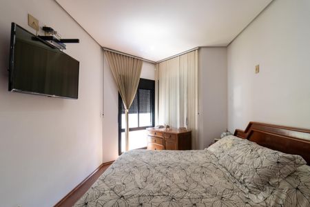 Apartamento à venda com 215m², 3 quartos e 4 vagasSuíte 1