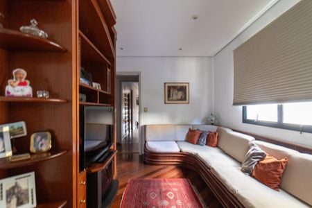 Apartamento à venda com 215m², 3 quartos e 4 vagasSala de TV