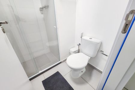 Apartamento para alugar com 38m², 1 quarto e sem vaga Apartamento para alugar com 38m², 1 quarto e sem vagaBanheiro