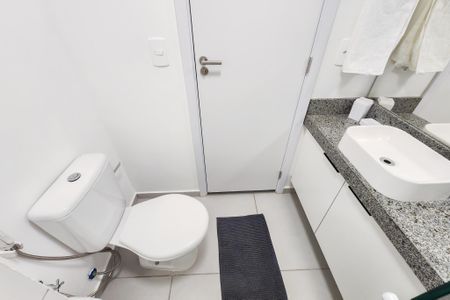 Apartamento para alugar com 38m², 1 quarto e sem vaga Apartamento para alugar com 38m², 1 quarto e sem vagaBanheiro