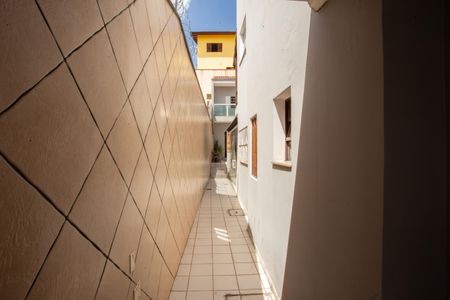 Casa à venda com 530m², 5 quartos e 7 vagas Casa à venda com 530m², 5 quartos e 7 vagasÁrea Externa