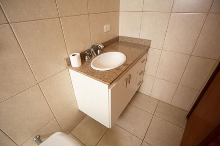 Casa à venda com 530m², 5 quartos e 7 vagas Casa à venda com 530m², 5 quartos e 7 vagasBanheiro da Suíte 2