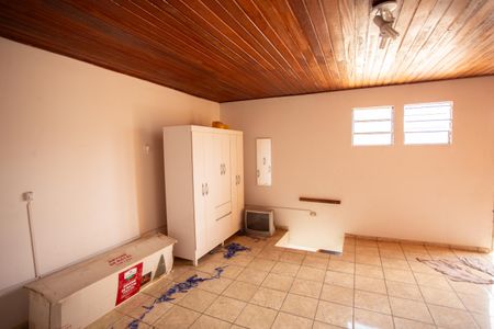 Casa à venda com 530m², 5 quartos e 7 vagas Casa à venda com 530m², 5 quartos e 7 vagasSótão